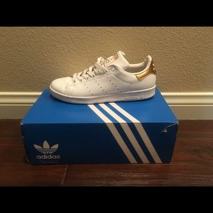 Stan Smith adidas size 8.5 women’s